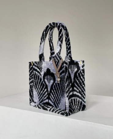 Шелковый тоут Petit (S) MAXIMUM NAVITAS! (Полный вперед!) MAXIMUM.NAVITAS/S