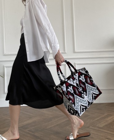 Шелковый тоут Grand (L) FEMINA VIRTUTIS! (Цветы женской силы) FEMINA.VIRTUTIS/L