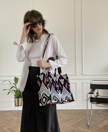 Шелковый тоут Grand (L) FEMINA VIRTUTIS! (Цветы женской силы) FEMINA.VIRTUTIS/L