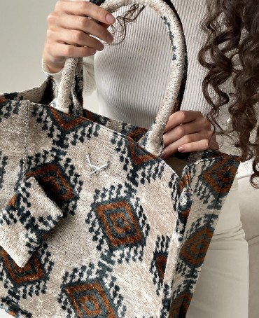 Шелковый (Бахмаль) тоут Grand (L) OCULI TERAE! (Глаза земли!) OCULI TERAE!/L