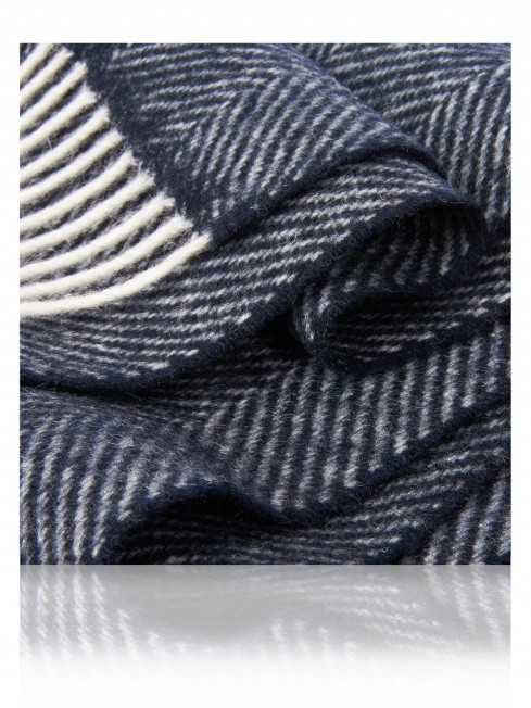 Длиный Шарф из мягчайшей шерсти Merinos (Herringbone) ВЕТРЫ СЕВЕРА ШОТЛАНДИИ FHb.W130_T-RZ-30A/SUR