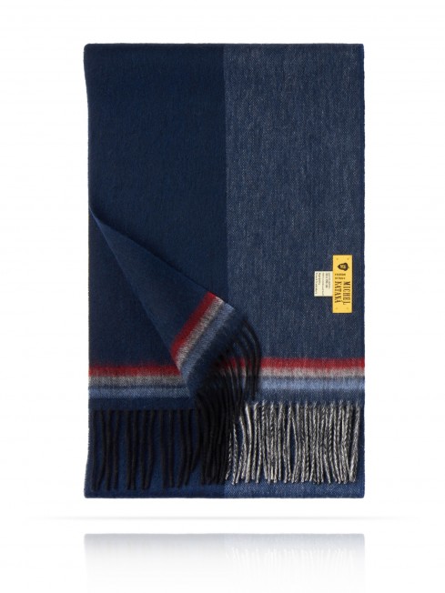 Длиный Шарф из мягчайшей шерсти Merinos (Twill) СИМФОНИЯ С КРАСНЫМ АКЦЕНТОМ FTL.W130_STRIP-57B/BL.SUR