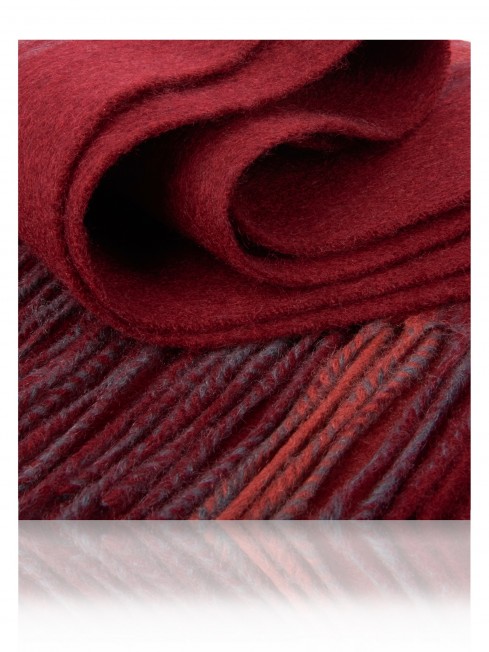 Длиный Шарф из мягчайшей шерсти Merinos (Twill) КАРМИНОВЫЙ FTL.W130_STRIP-9B/BORD