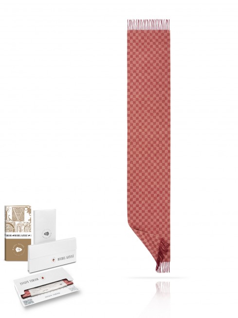 Длиный Шарф из мягчайшей шерсти Merinos (Twill) ИГРА-КАРМИН FTQ.W120_NCH-1/RED